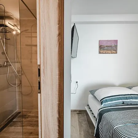 Aurora - Zf Hvar Daire *