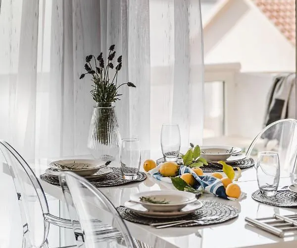 Aurora - Zf Hvar Хвар